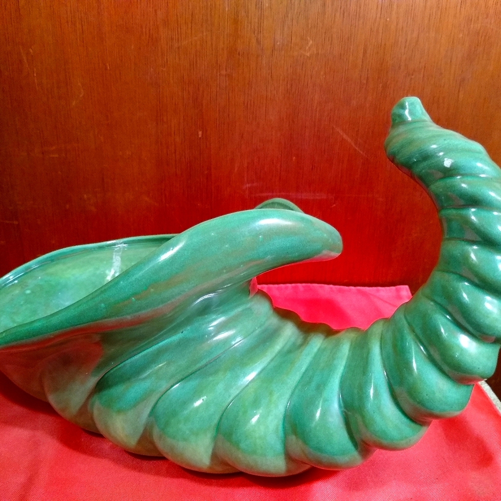Ceramic planter